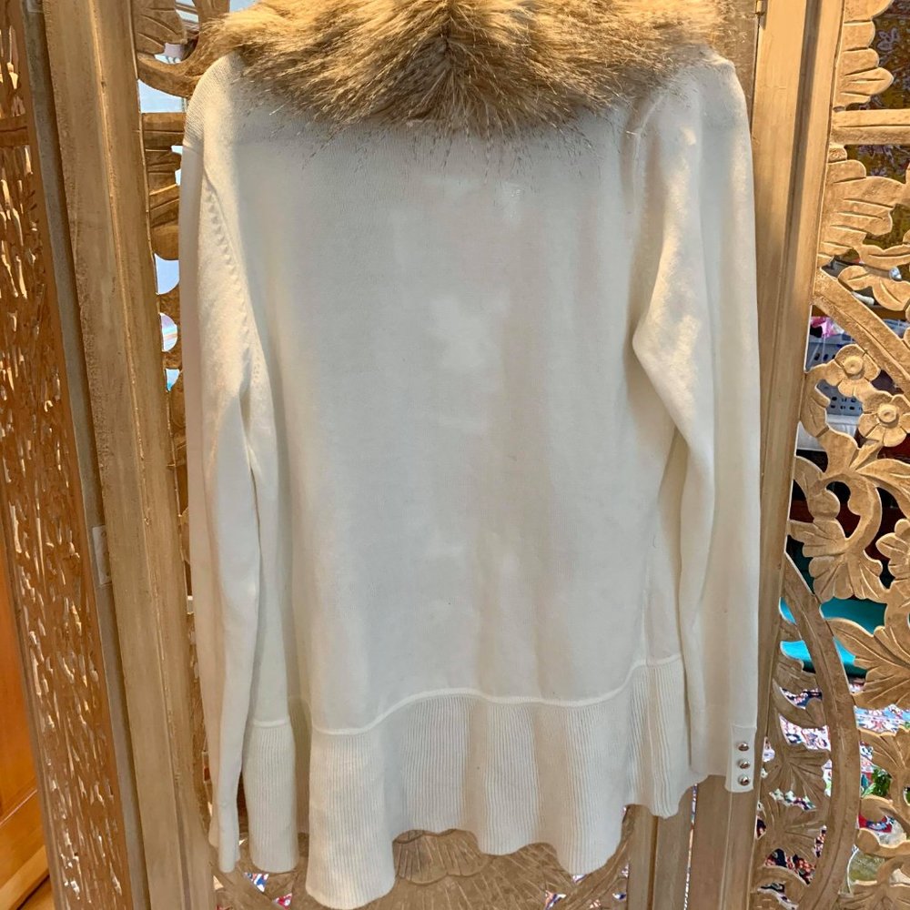 Faux Fur Collar Ruffle Cardigan - Picture 5 of 5